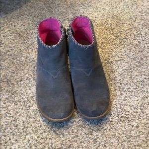 Toms girls booties, size 2
